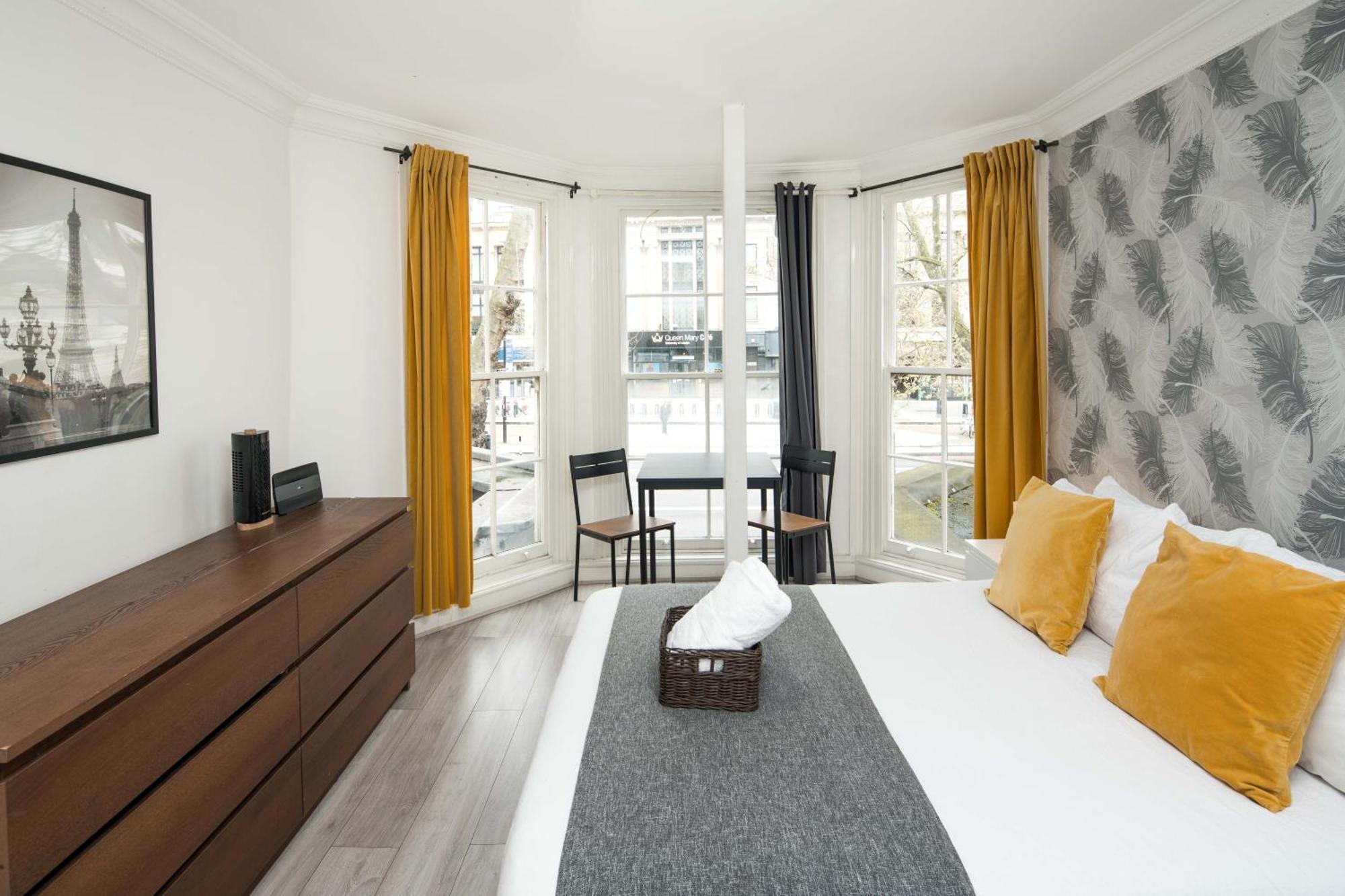 Private Double Room Shared Bathroom Near City Centre ลอนดอน ภายนอก รูปภาพ